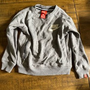 Kids Nike crewneck sweatshirt size 4 XS